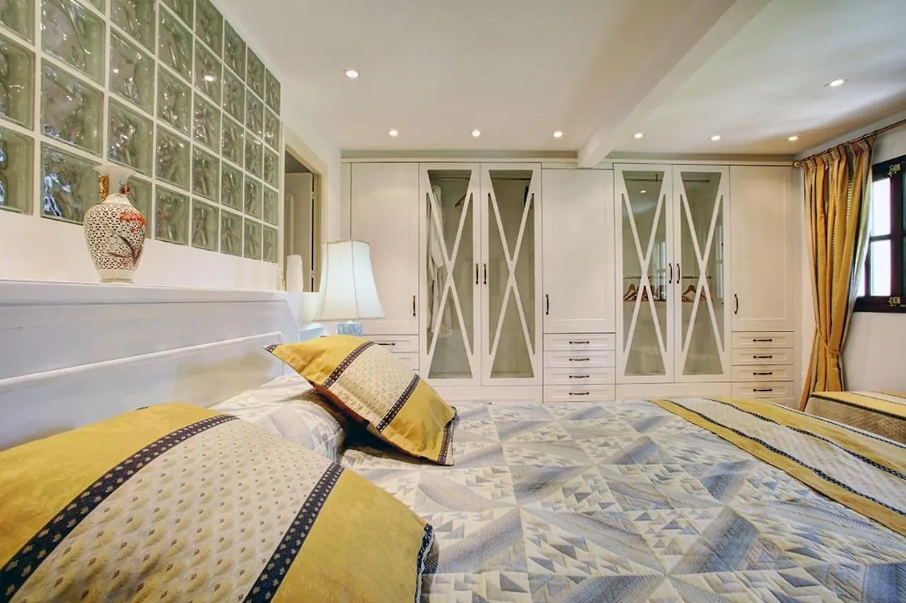 Exclusive Villa Las Palmeras Puerto Banus With Heated Private Swimming Pool, Marbella, Spain