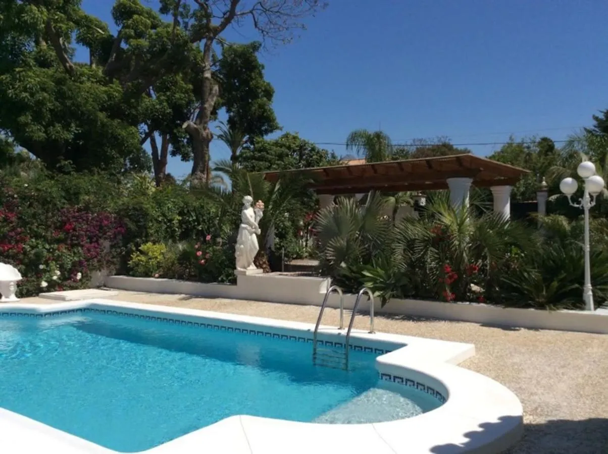 Exclusive Villa Las Palmeras Puerto Banus With Heated Private Swimming Pool, Marbella, Spain Spain